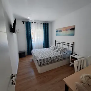 Mi Colibrí- Aeropuerto Barcelona Quarto em Acomodações Particulares El Prat de Llobregat